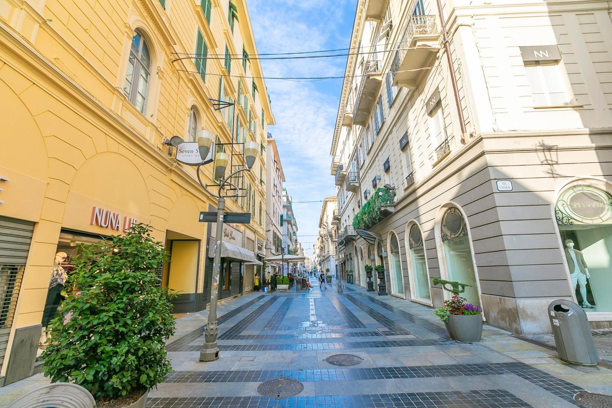 Seven Suites Apartments - Via Matteotti 178 Sanremo Eksteriør bilde